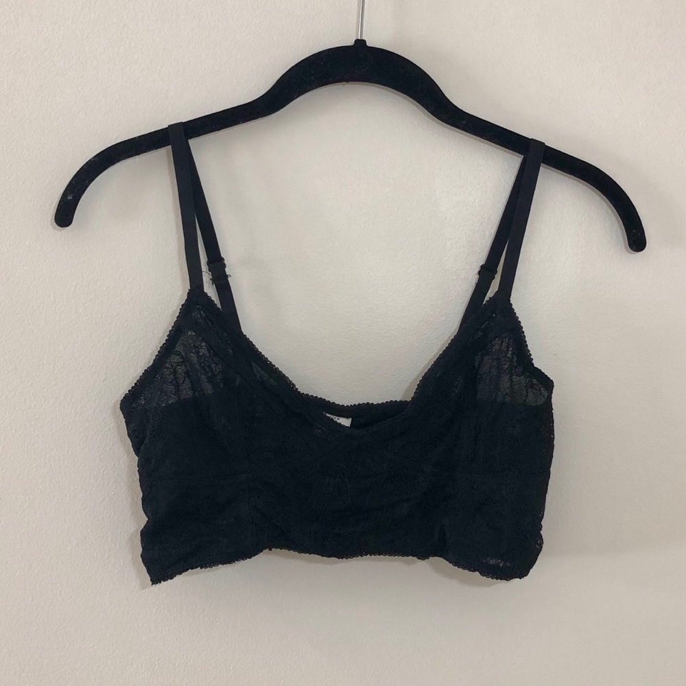 black lace bralette